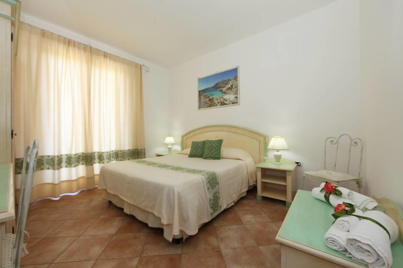 Guest House Villabianca Ла Мадалена Екстериор снимка