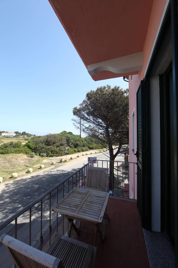 Guest House Villabianca Ла Мадалена Екстериор снимка