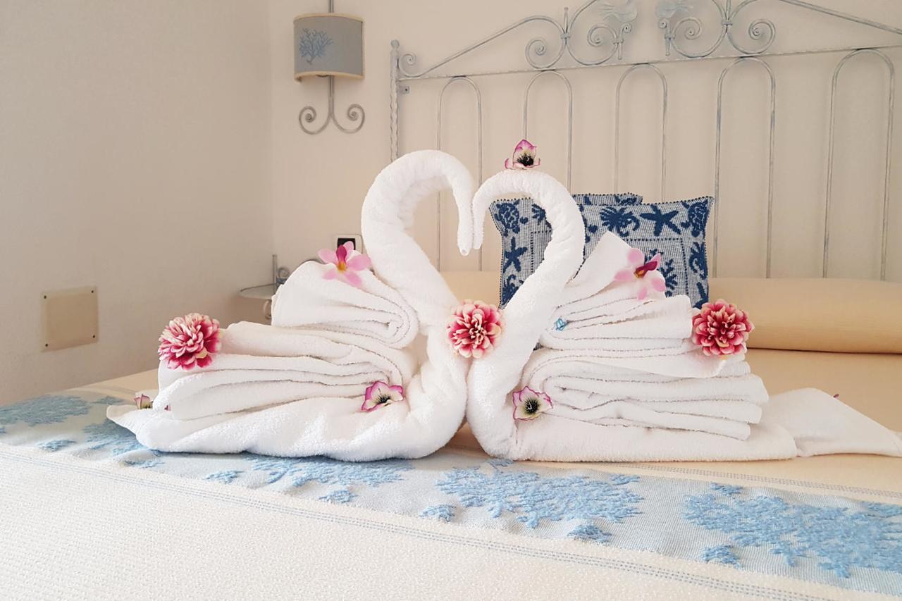 Guest House Villabianca Ла Мадалена Екстериор снимка