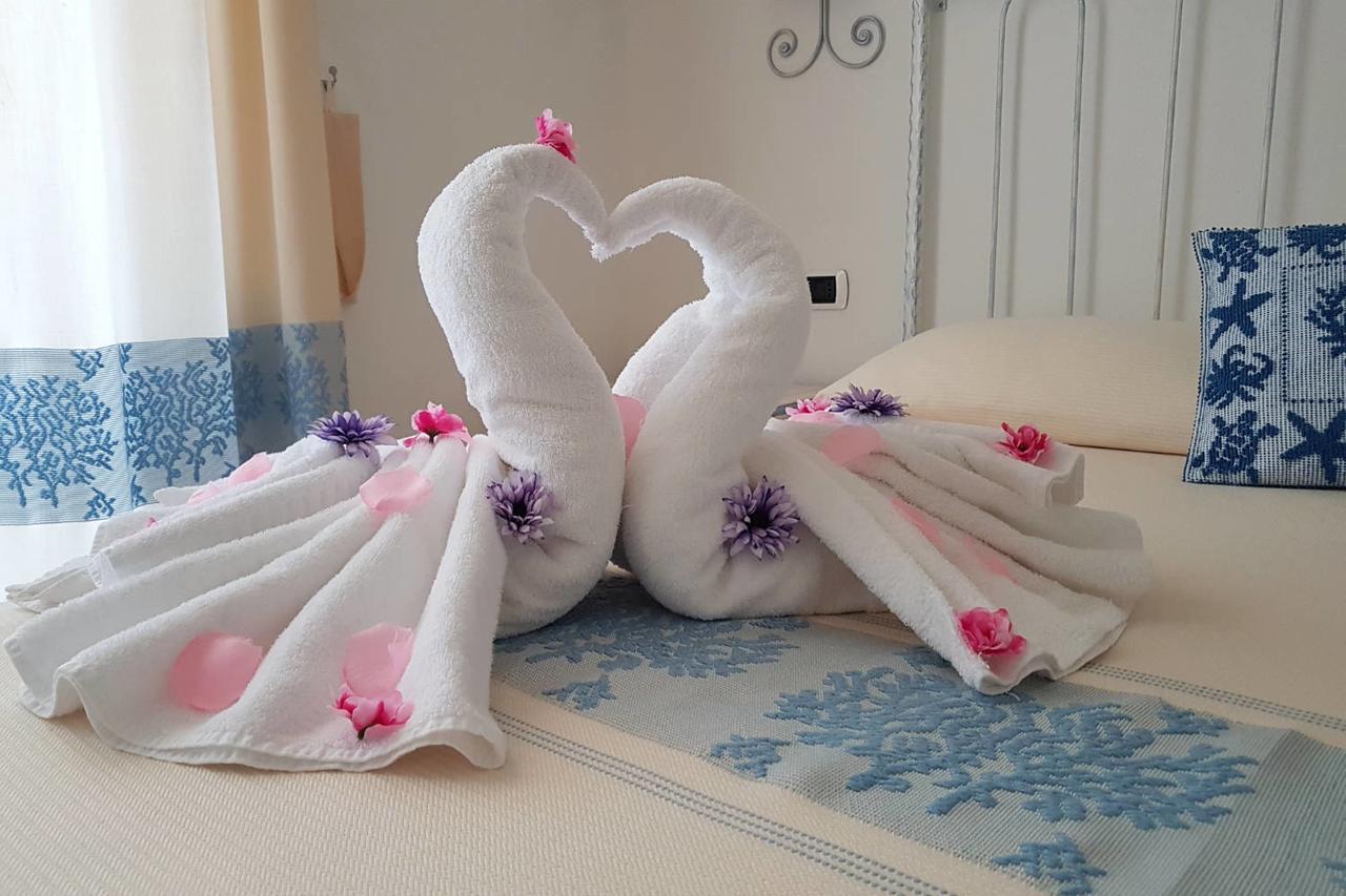 Guest House Villabianca Ла Мадалена Екстериор снимка